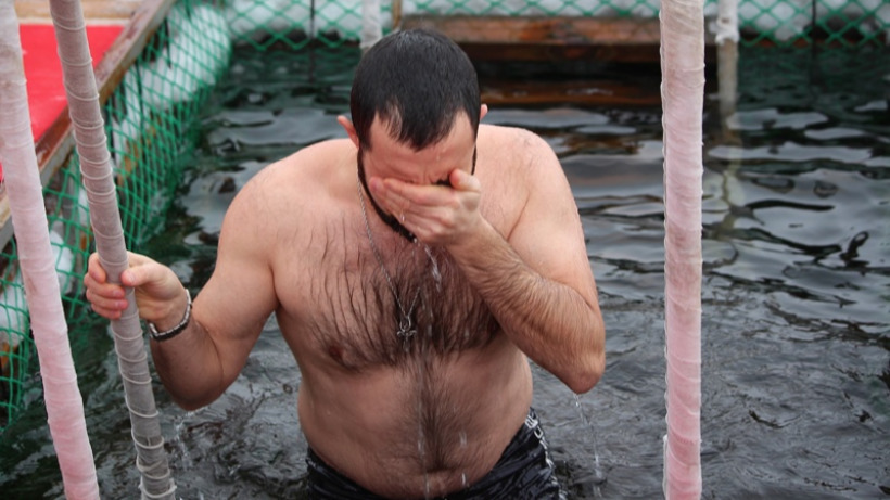 Теплая погода может осложнить крещенские купания для саратовцев