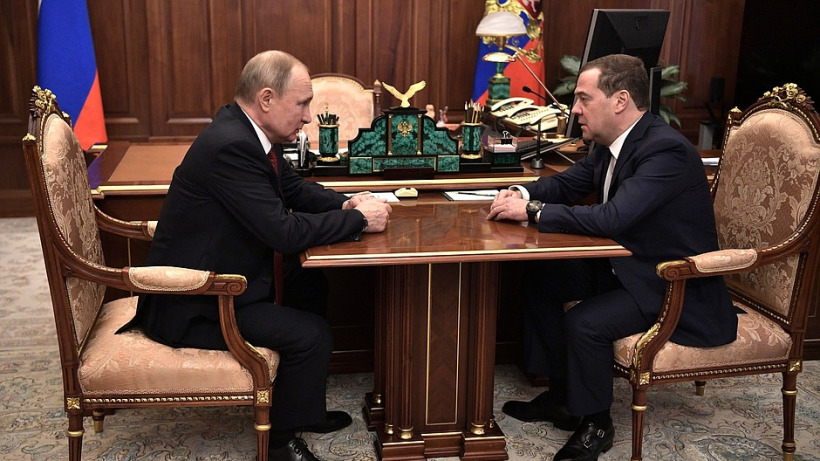 Путин предложит Медведеву должность в Совете безопасности