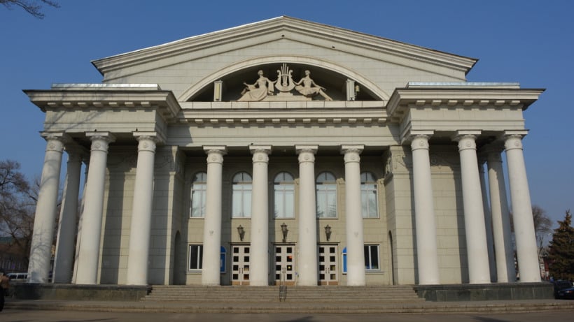 Для реконструкции саратовского оперного театра ищут исполнителя работ за полтора миллиарда рублей