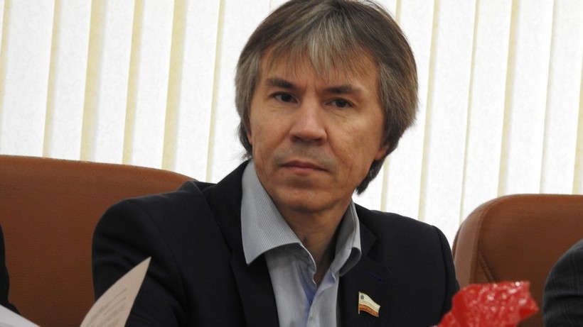 Депутат-издатель отверг идею пустить деньги журналистского конкурса на квартиры для сирот