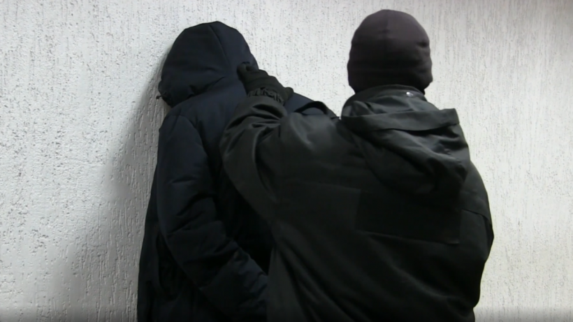 «Охранники»-вымогатели требовали от саратовского бизнесмена 50 миллионов рублей