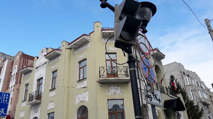 В центре Саратова второй день не работает светофор