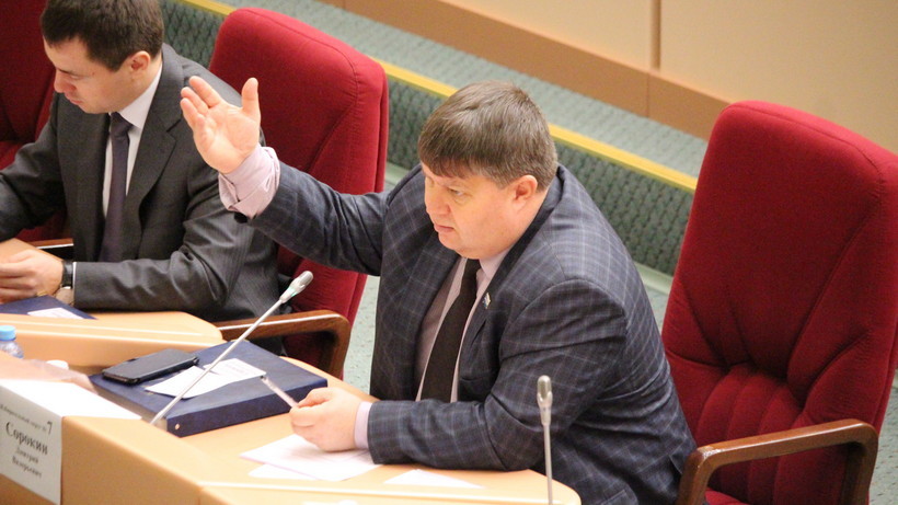 Депутат потребовал перенести заседание саратовской гордумы из-за уклонистов от карантина