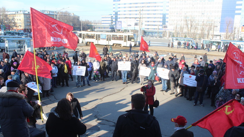 Сотрудники «СЭПО» на митинге потребовали восстановить рабочие места на заводе