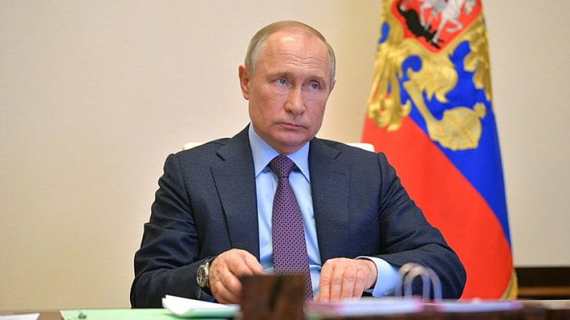Путин упростил получение гражданства России