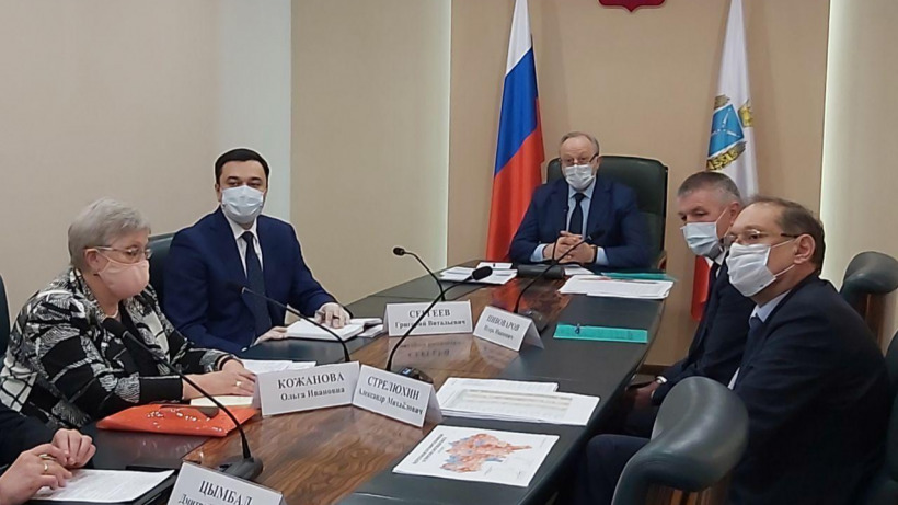 Саратовский губернатор доложил полпреду в ПФО о борьбе с коронавирусом
