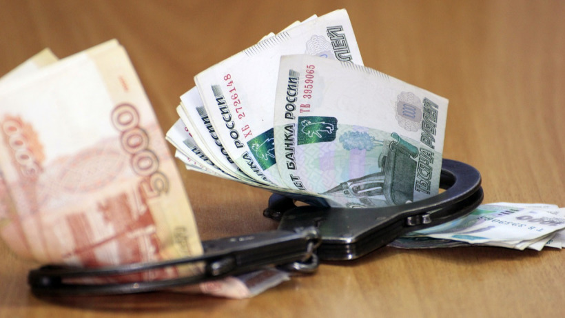 В Саратове сотрудник ФСБ отказался от взятки в 50 тысяч рублей