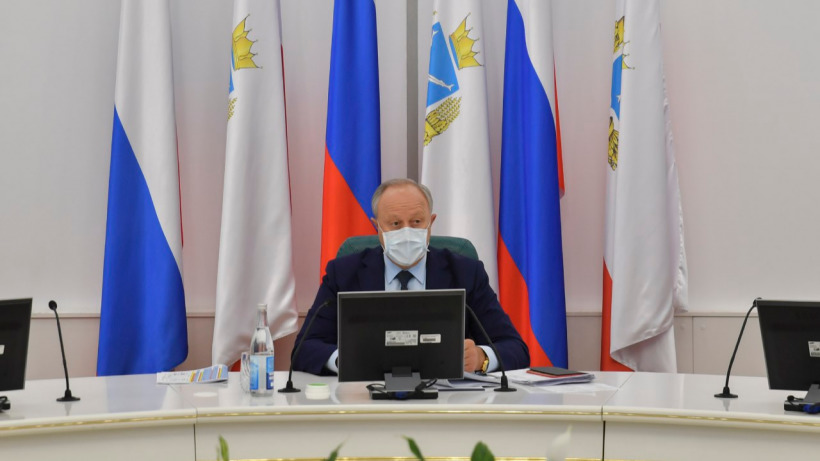 Радаев потребовал от зампредов регионального правительства усилить персональную ответственность 