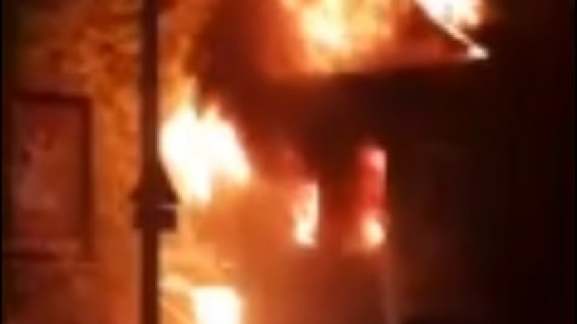 В центре Саратова ночью горел жилой дом