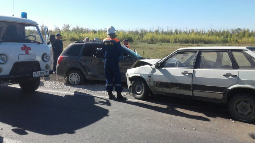 После аварии под Пугачевом спасатели деблокировали пассажирку «Калины»