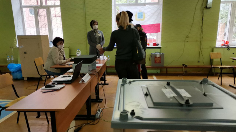 На саратовской УИК №231 с лишними списками избирателей организовал проверку облизибрком