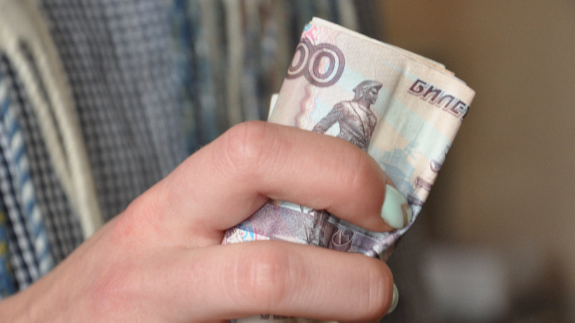 До 92 за один евро: Курс рубля продолжил быстрое падение