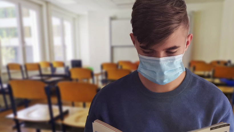В 31 саратовской школе остается дистанционка из-за коронавируса
