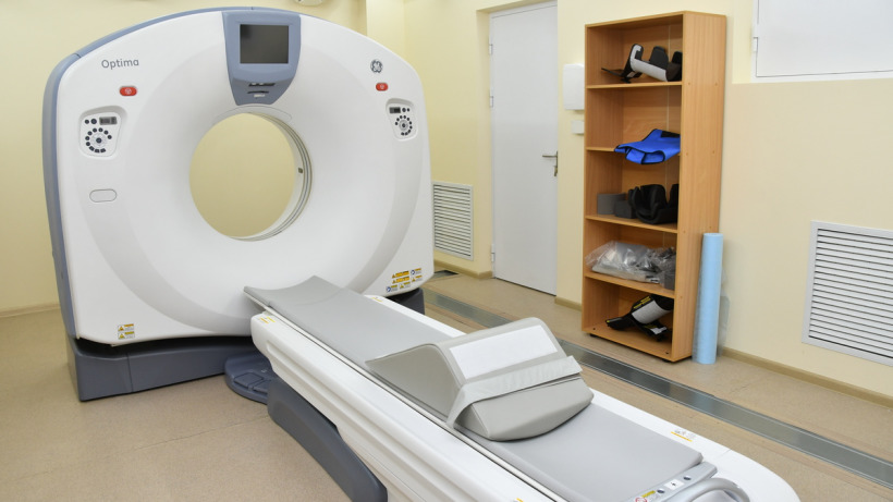 В саратовские больницы поступят 10 томографов для борьбы с COVID-19