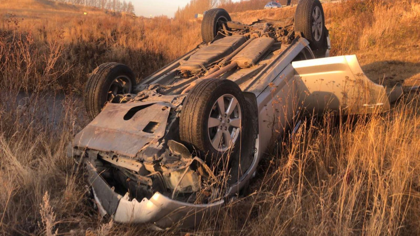 В аварии под Петровском погиб пожилой пассажир внедорожника