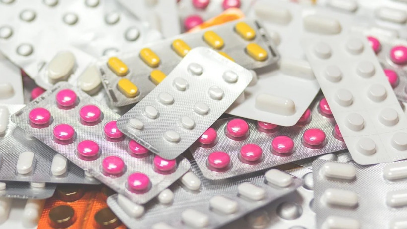 ОНФ: Препаратов от коронавируса нет в 85% российских аптек