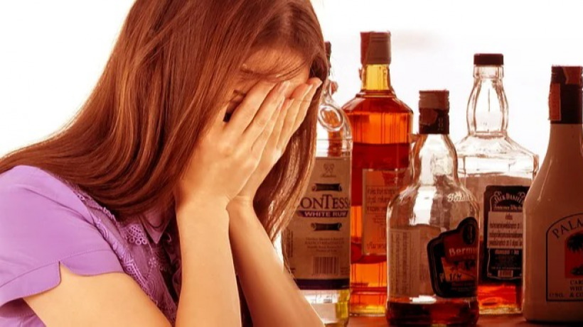 Аналитики: В Саратовской области 0,9% женщин злоупотребляют спиртным