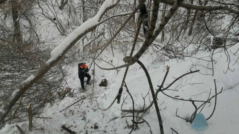 Спасатели помогли пожилому балашовцу выбраться из оврага
