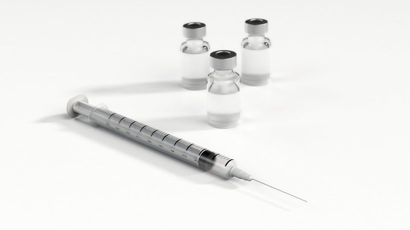 В России создают еще одну вакцину от коронавируса - «Спутник Лайт»