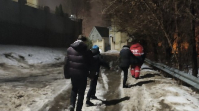 Ночью на Кумысной поляне спасатели искали заблудившуюся компанию юных саратовцев