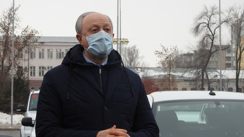 Радаев призвал волонтеров искать замерзающих на улицах