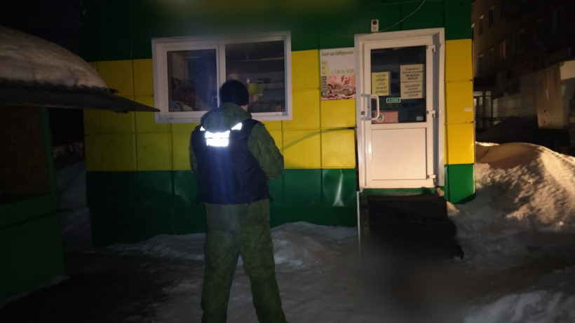 На улице в Вольске обнаружен мертвым шестилетний мальчик в нижнем белье