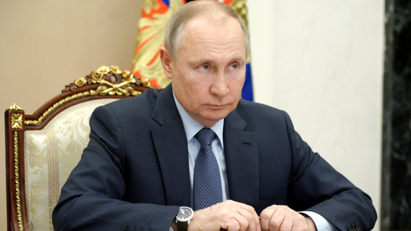 Путин намерен завтра сделать прививку от коронавируса