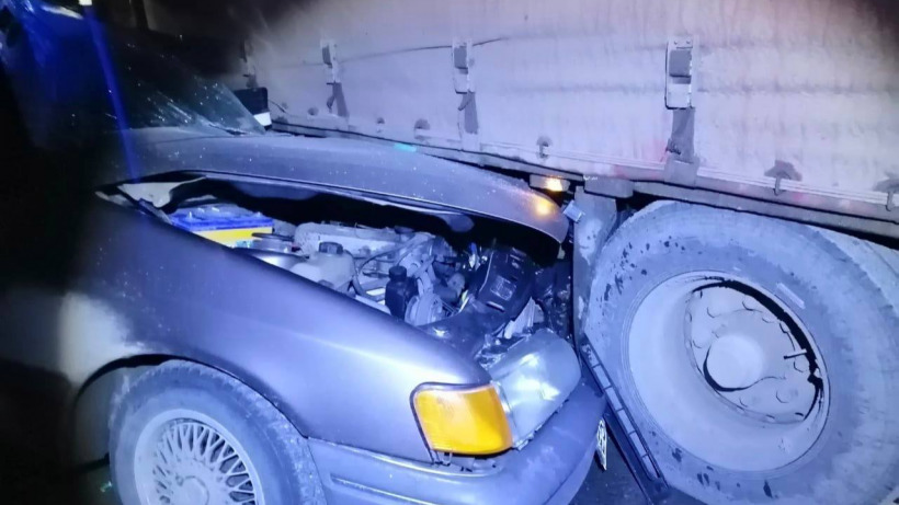 Под Энгельсом в аварии с фурой погиб водитель «Форда»