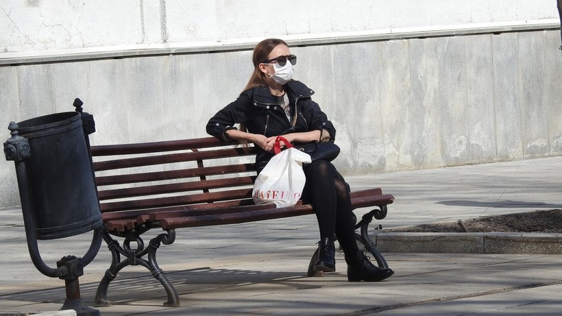 Росгосстрах: Больше половины россиян продолжат носить маски и после пандемии