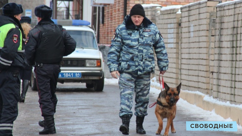 Угроза взрыва. В Саратове из-за страйкбольной мины ОМОН оцепил двор жилого дома