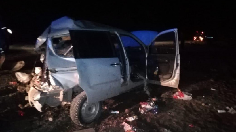 Попавшую в аварию под Вольском «Шкоду» буксировала «Надежда»