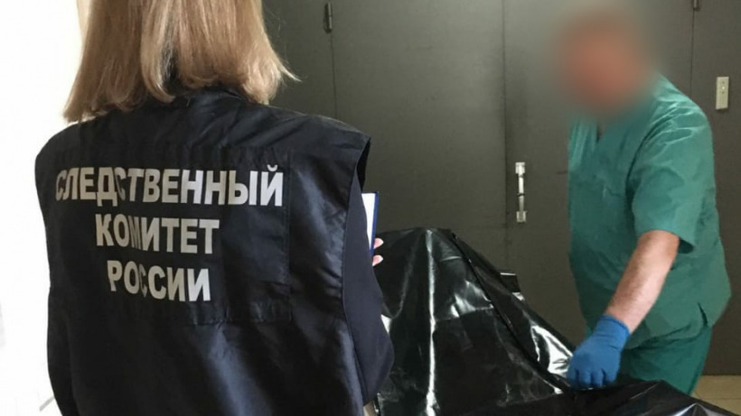 На улице в Энгельсе прохожие обнаружили пенсионерку с пробитой головой