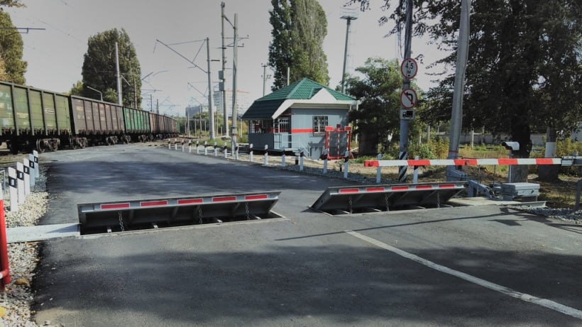 В Заводском районе Саратова закроют железнодорожный переезд