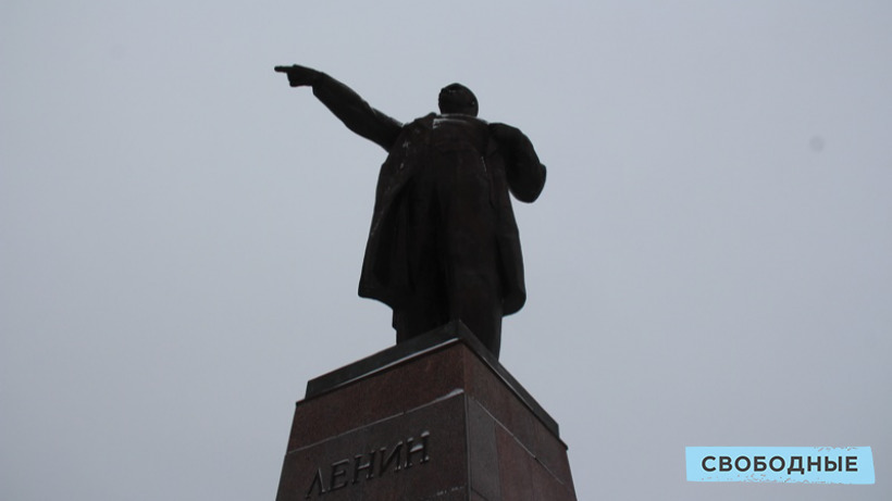 На ремонт памятника Ленину в Саратове потратят почти в полмиллиона рублей  