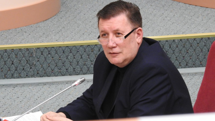 Саратовский депутат Александр Янклович досрочно сдает мандат