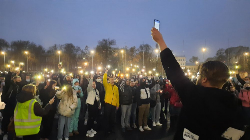 В саратовские суды поступило 25 дел задержанных после апрельской протестной прогулки в поддержку Навального