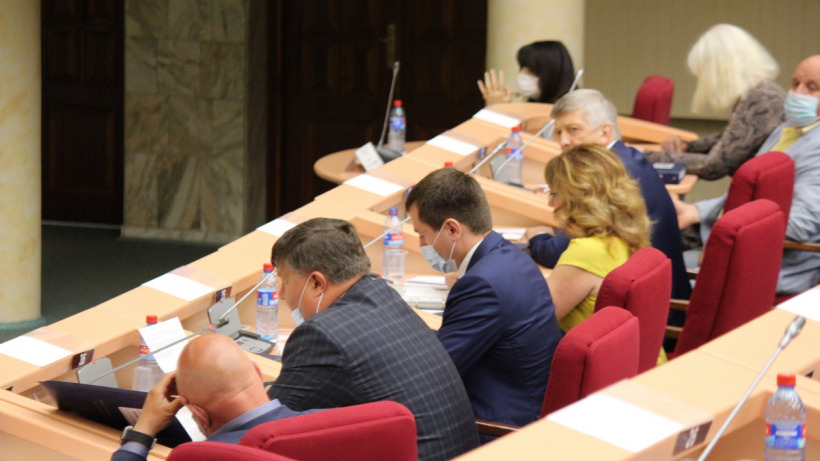Депутаты закрепили в Уставе Саратова присоединение сельских территорий