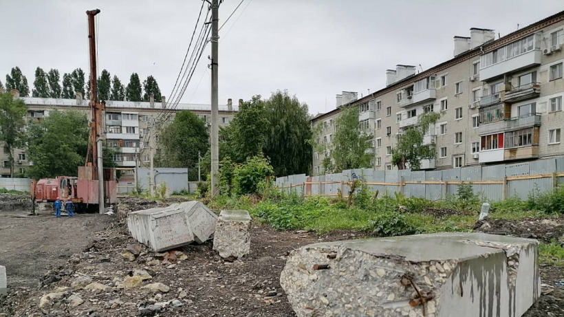 Новый детский сад в Саратове задумали строить под линией электропередач