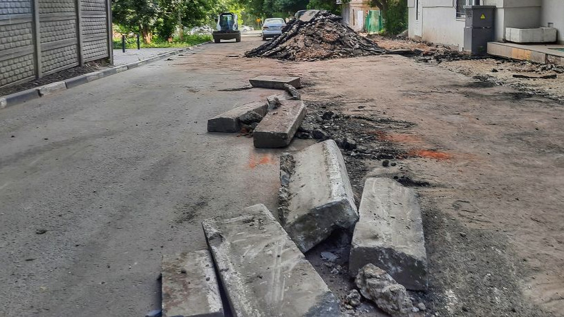 Саратовцы массово жалуются в соцсетях на бессонницу из-за шума ремонта