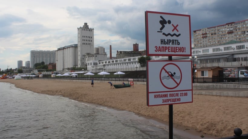«Никому не купаться! Только если со мной». Панков начал с юмора осмотр нового саратовского пляжа