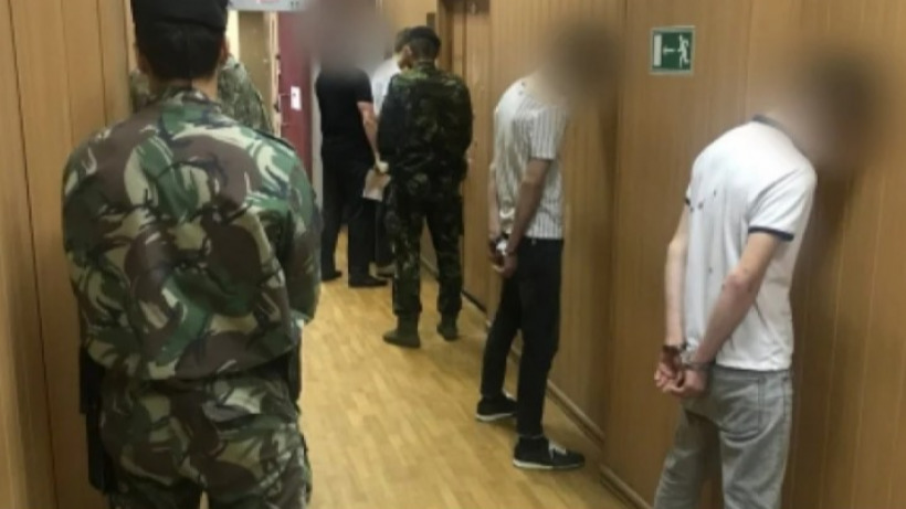 Массовая драка на проспекте Кирова. Защита студентов утверждает, что их избивали при задержании и в отделе