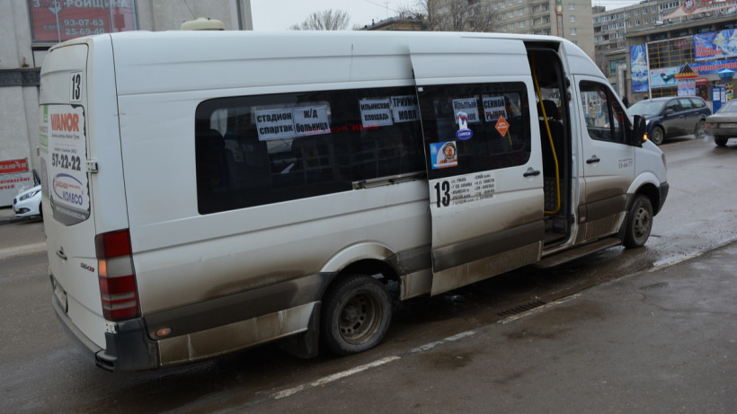 В Саратове на 60 автобусных маршрутах не действуют льготные проездные – они не выгодны перевозчикам