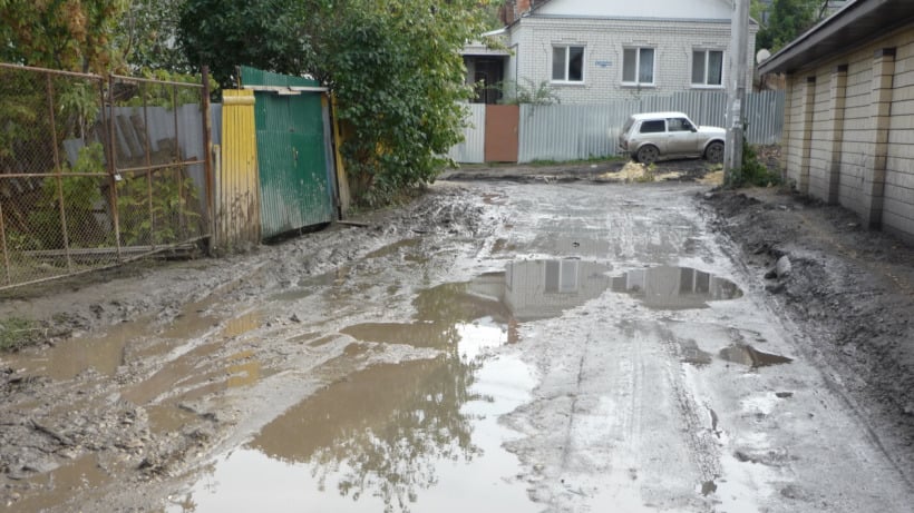 Мэр попросил саратовцев присылать фото дворов, которые нужно благоустраивать