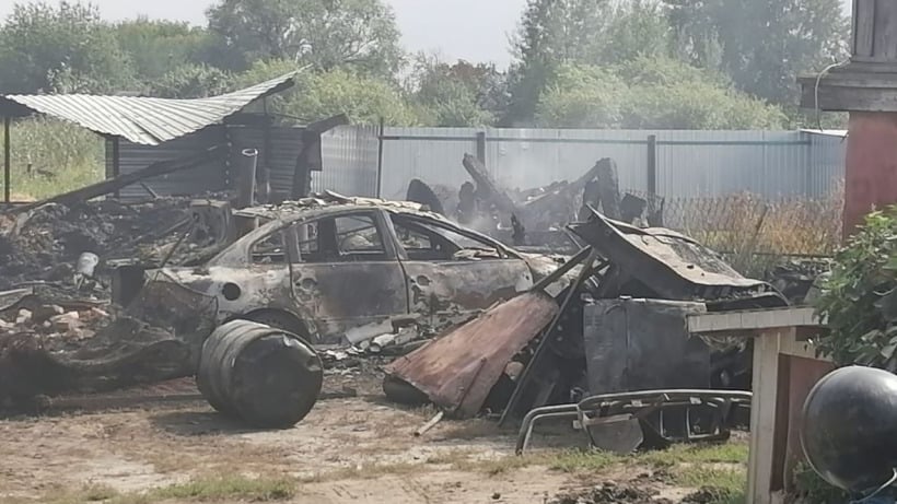 Аркадакский сельчанин получил ожоги, пытаясь потушить свой «Фольксваген»