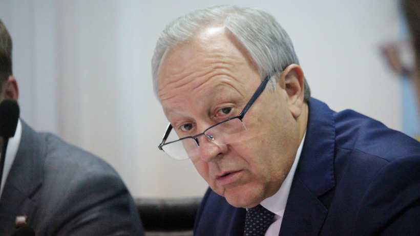 Радаев выделил Алгаю средства на закупку противопожарного оборудования
