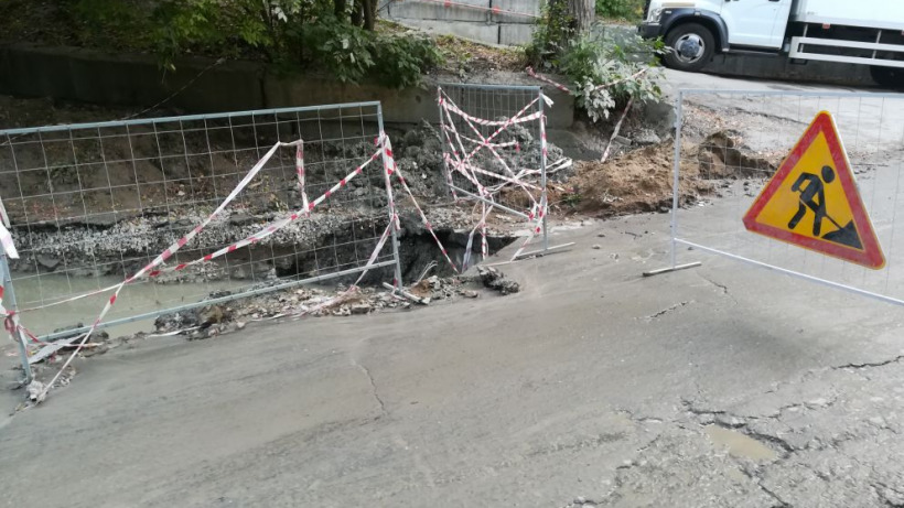Жителям нескольких улиц в Волжском районе на весь день отключили воду