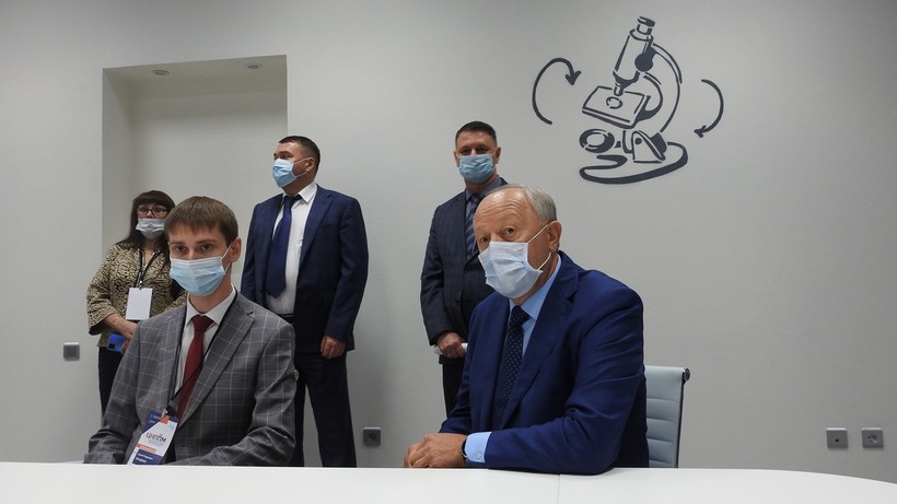 В Саратове открылся центр допобразования педагогов за 11 миллионов. Его возглавил 28-летний учитель