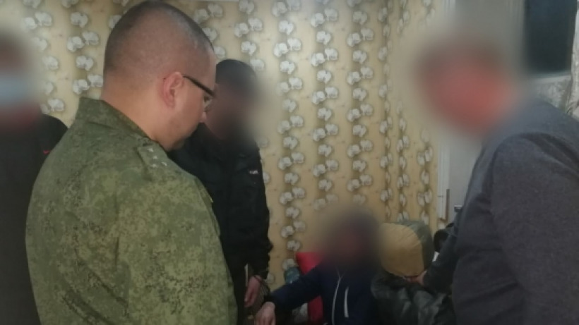 За смертельные удары приятеля банкой, бутылкой и кружкой вольчанина отправили в колонию на 11 лет