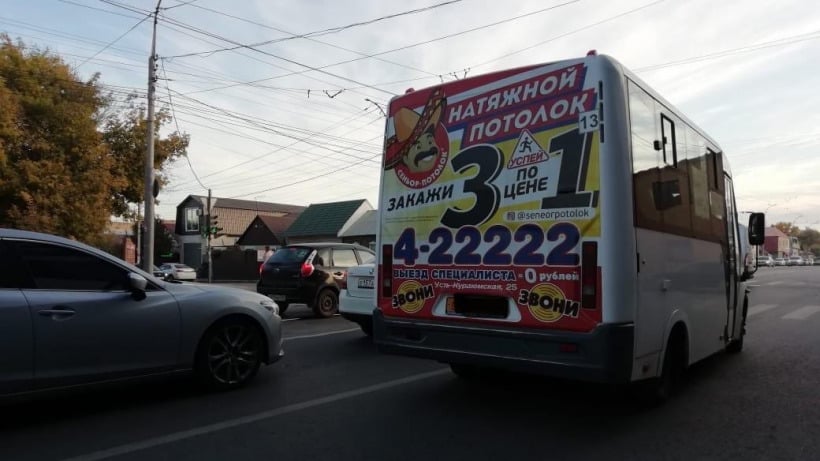 В Саратове пассажирка упала в маршрутке №13 и попала в больницу