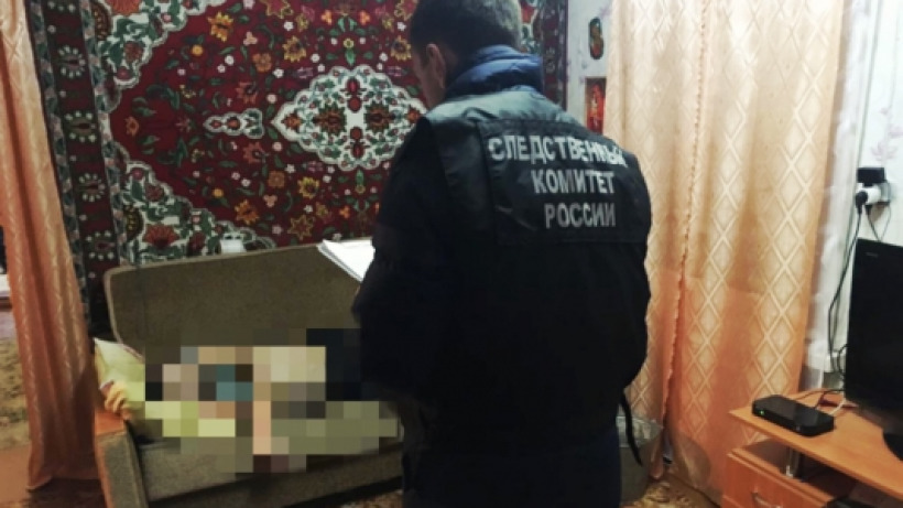 В селе под Пугачевом нашли труп мужчины с травмами лица и поясницы